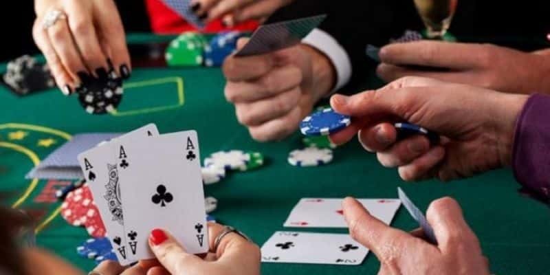 Tìm những bàn chơi poker thích hợp